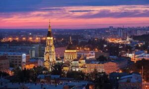 Харків на колесах: чому оренда авто — найзручніший спосіб дослідити місто